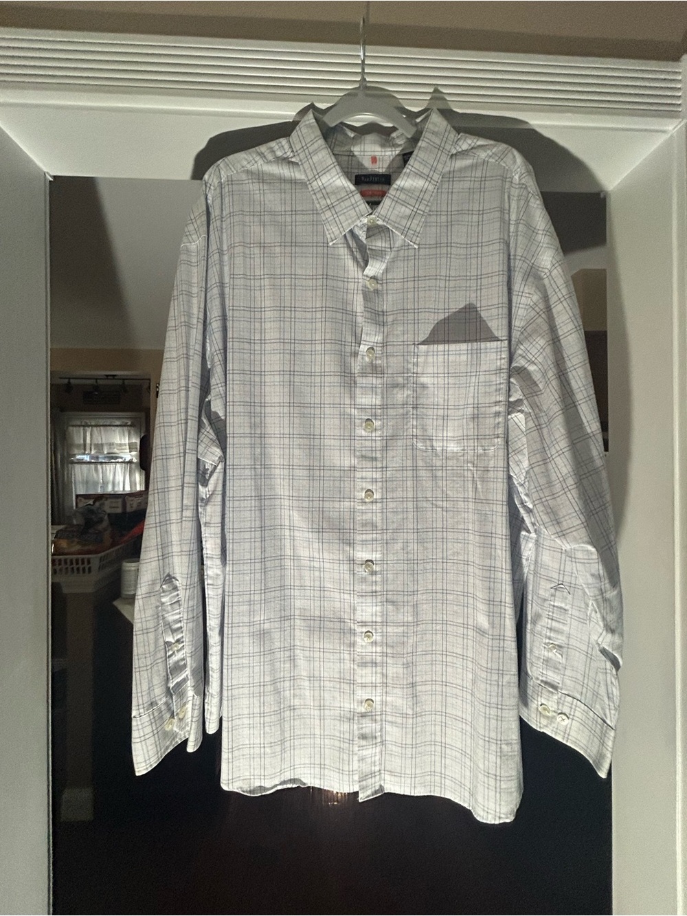 Men's Plaid Button-Up Shirt - Classic Long Sleeve